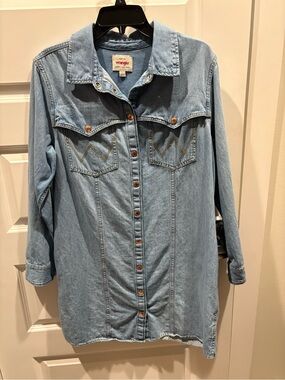 Wrangler Light Blue Denim snap dress